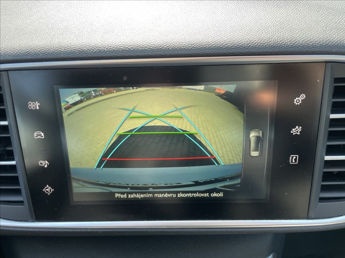 2014 Peugeot 308 - 20