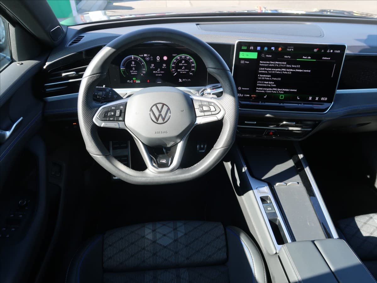 2025 Volkswagen PASSAT - 5
