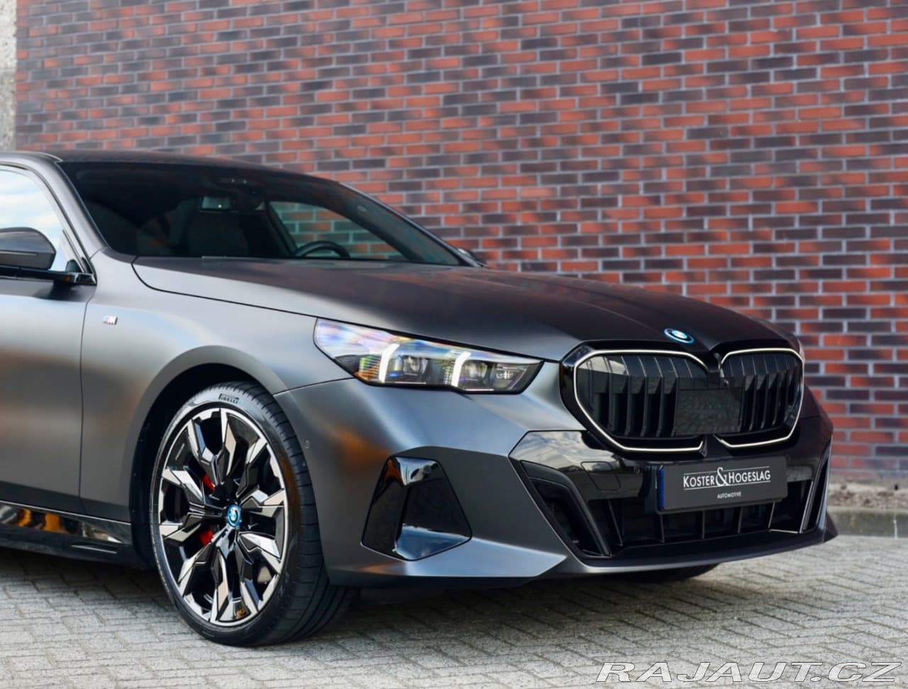2024 BMW 5-SERIES - 14