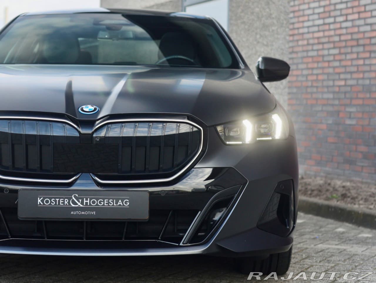 2024 BMW 5-SERIES - 9