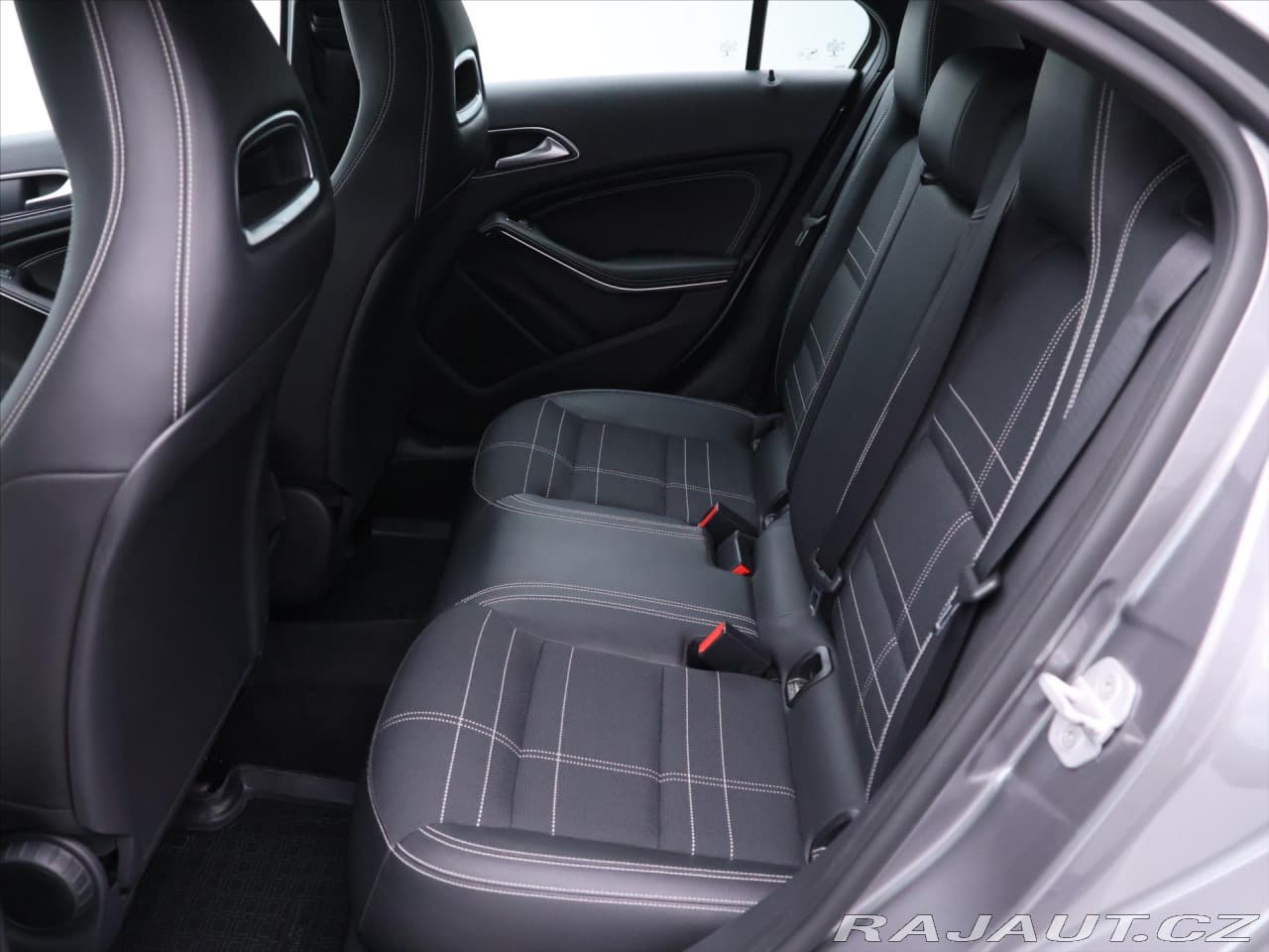 2014 Mercedes-Benz A-CLASS - 12