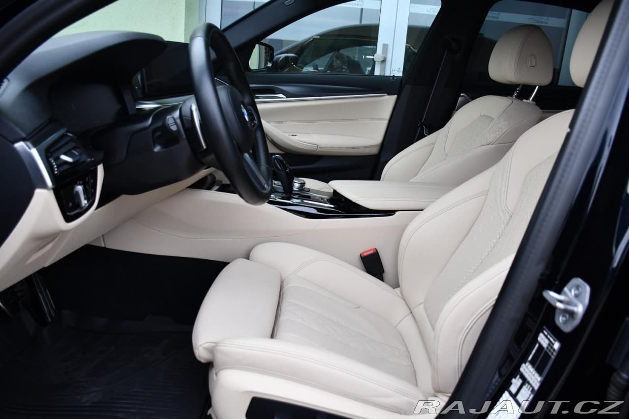 2023 BMW 5-SERIES - 13