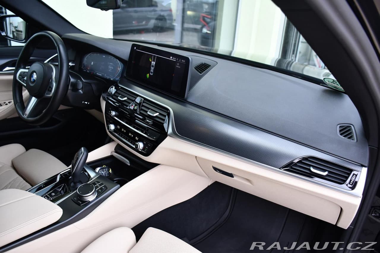 2023 BMW 5-SERIES - 18