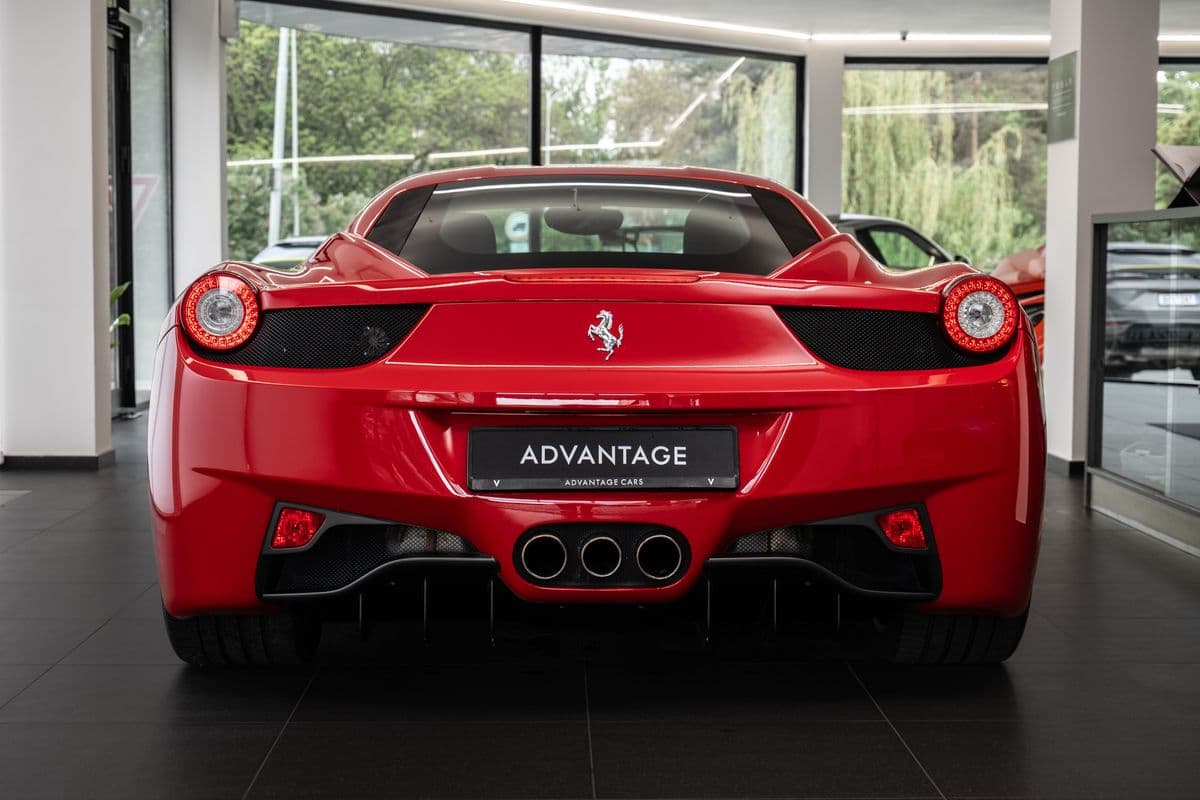 2010 Ferrari 458 - 3