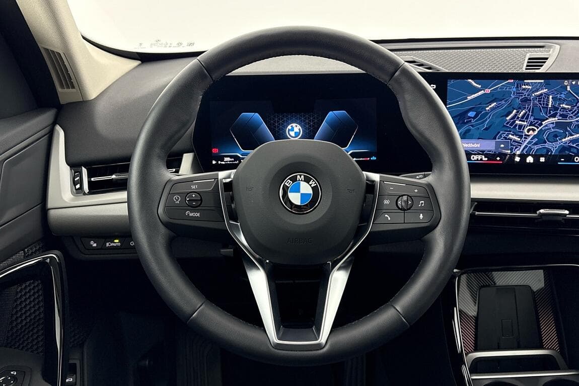 2025 BMW X1 - 18
