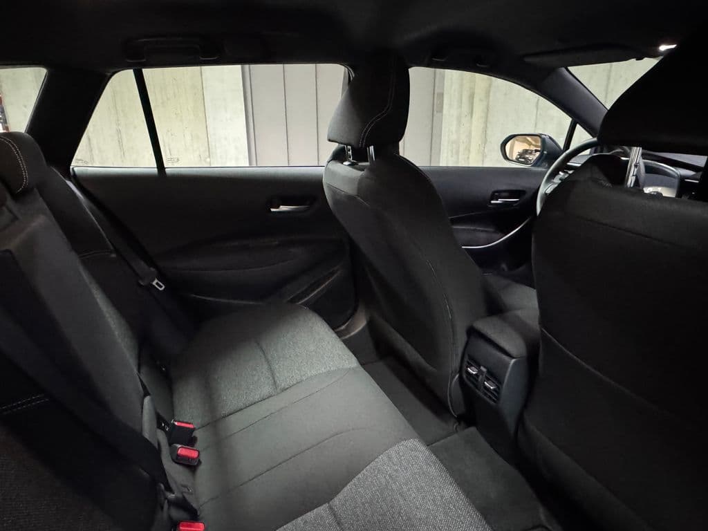 2025 Toyota COROLLA - 12