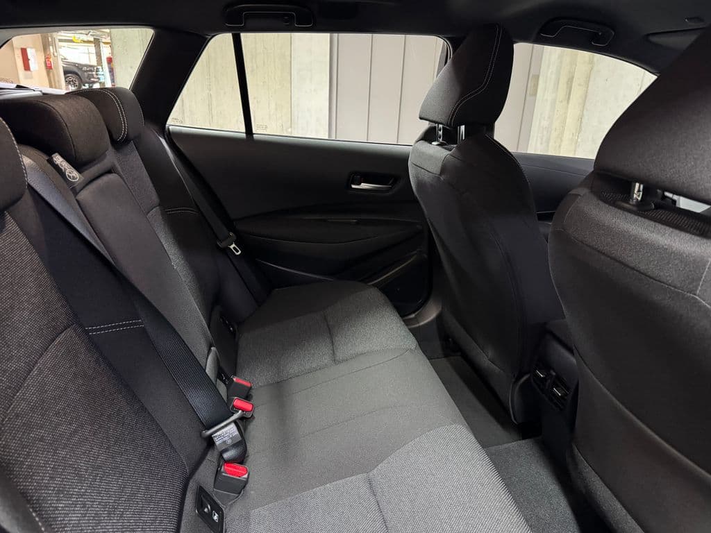 2025 Toyota COROLLA - 12