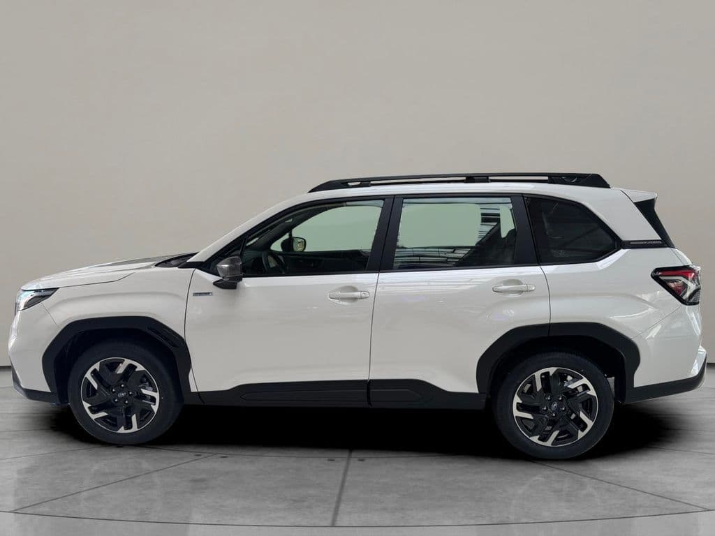 2025 Subaru FORESTER - 4