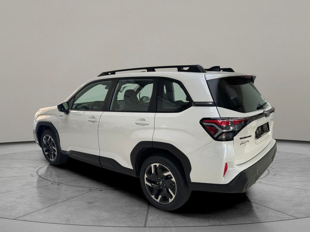 2025 Subaru FORESTER - 5