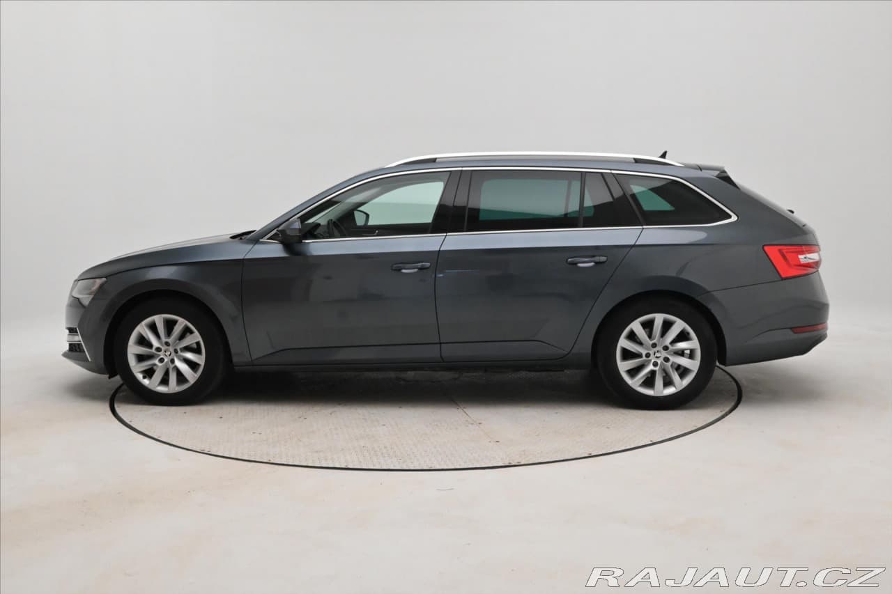 2020 Škoda SUPERB - 8