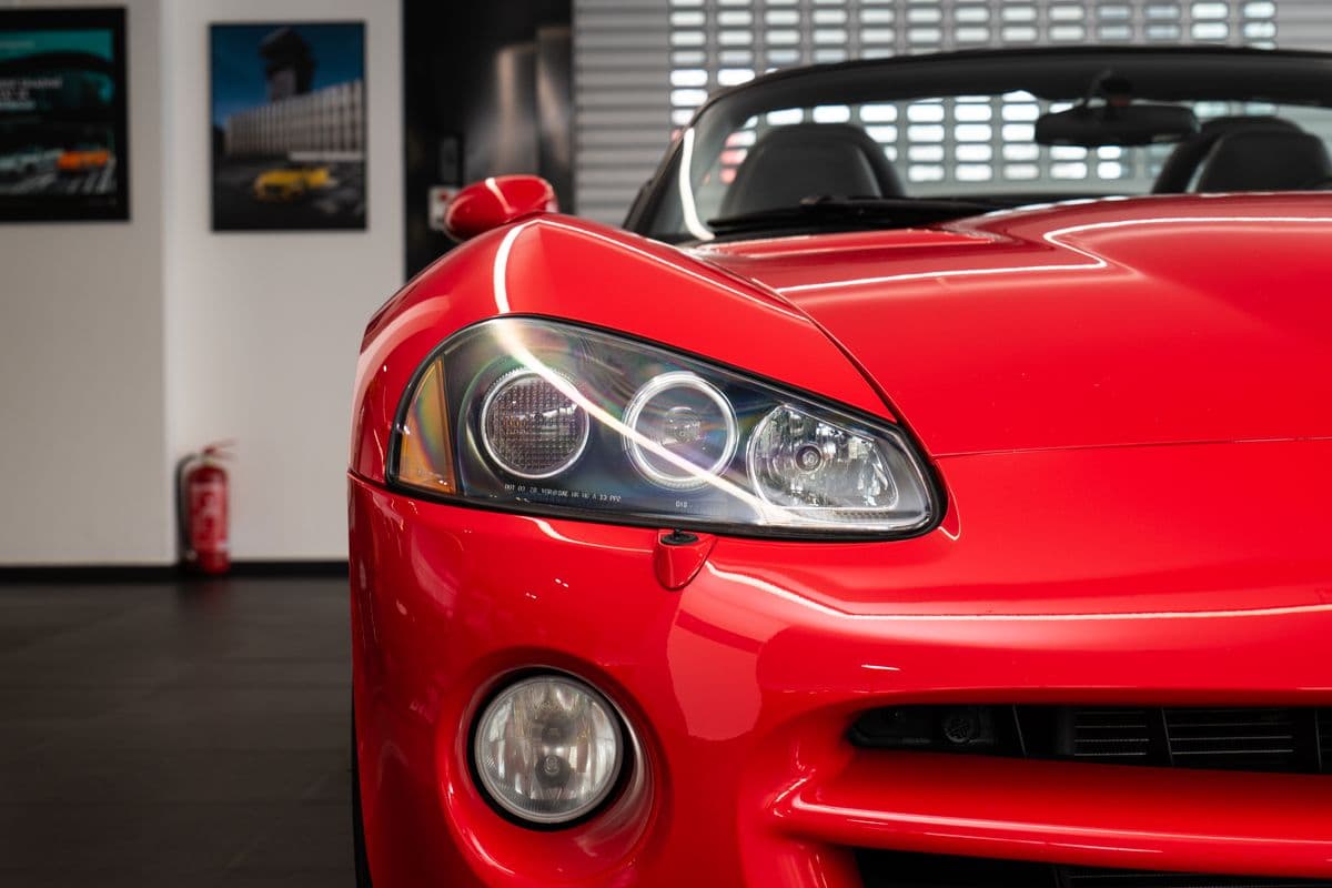 2006 Dodge VIPER - 16
