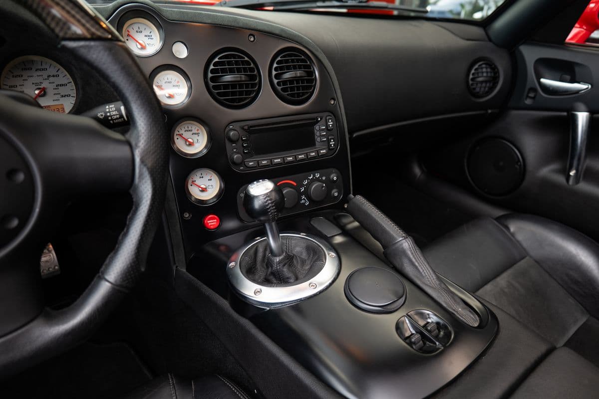 2006 Dodge VIPER - 9