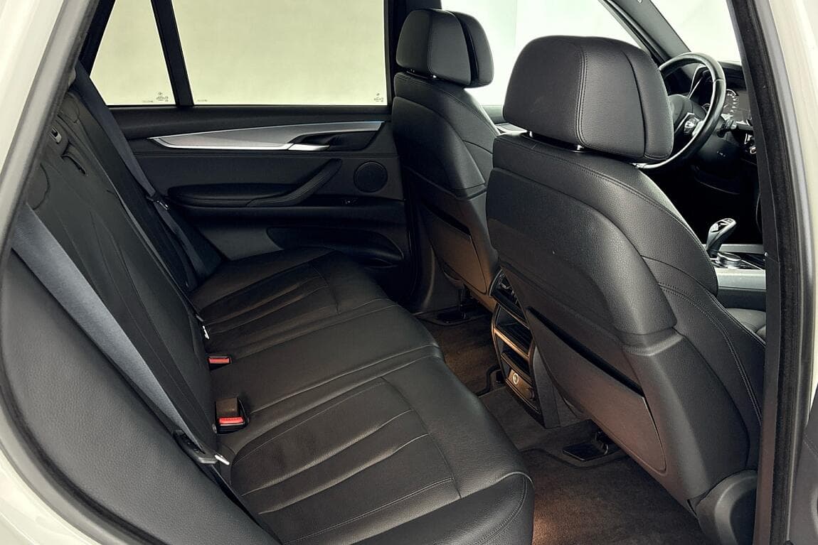 2016 BMW X5 - 13