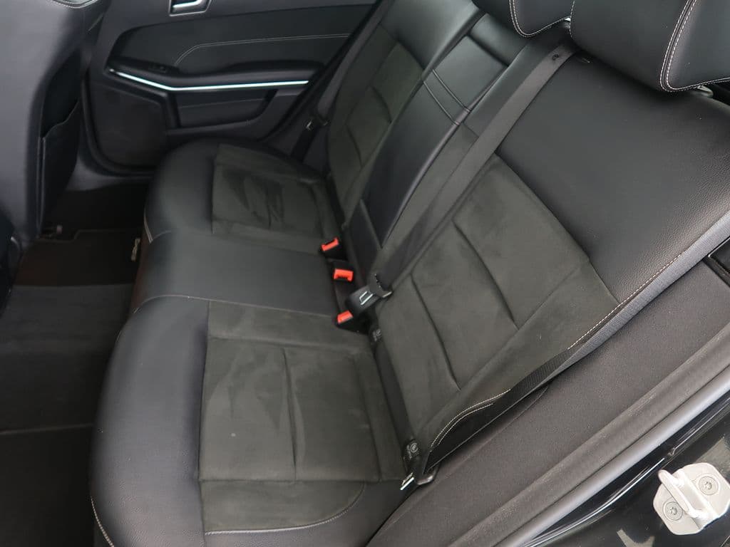 2016 Mercedes-Benz E-CLASS - 10