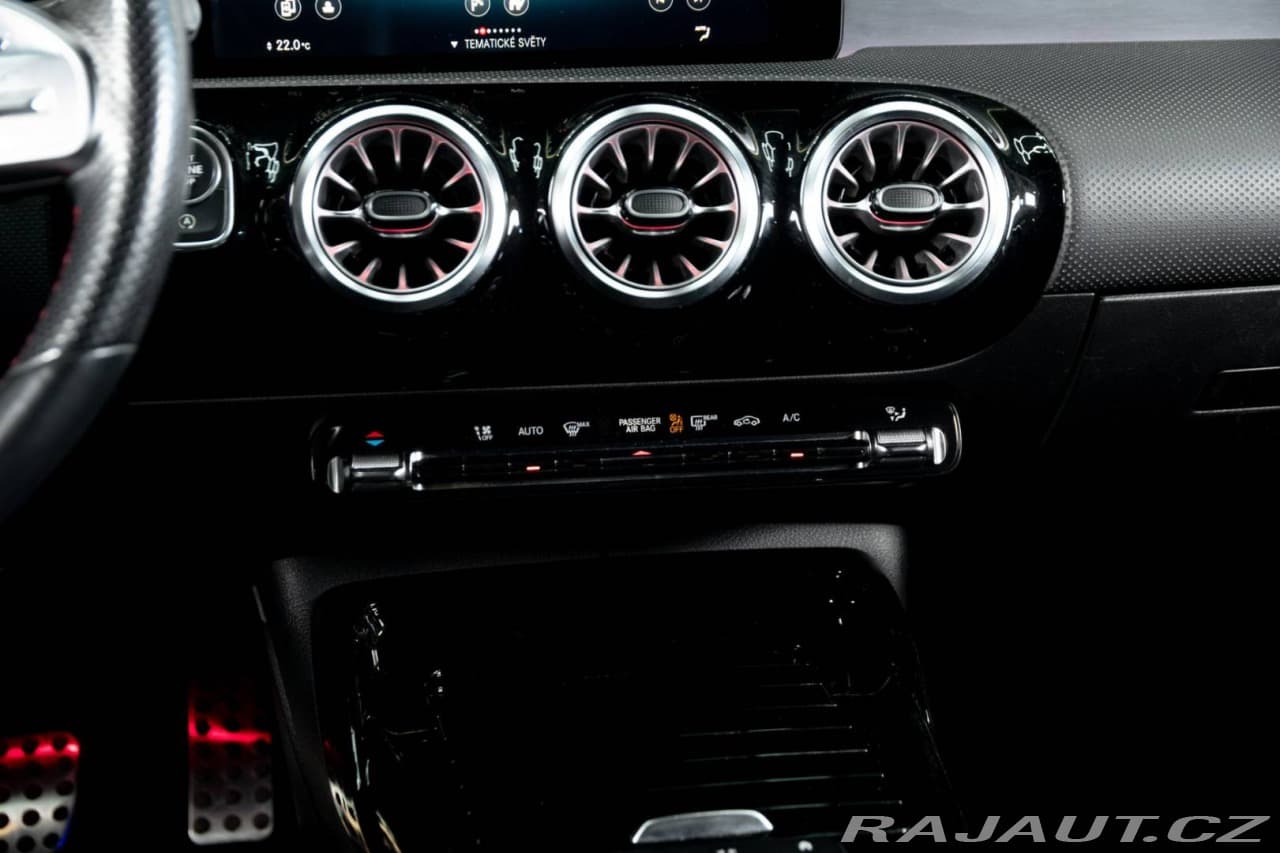2021 Mercedes-Benz CLA - 19