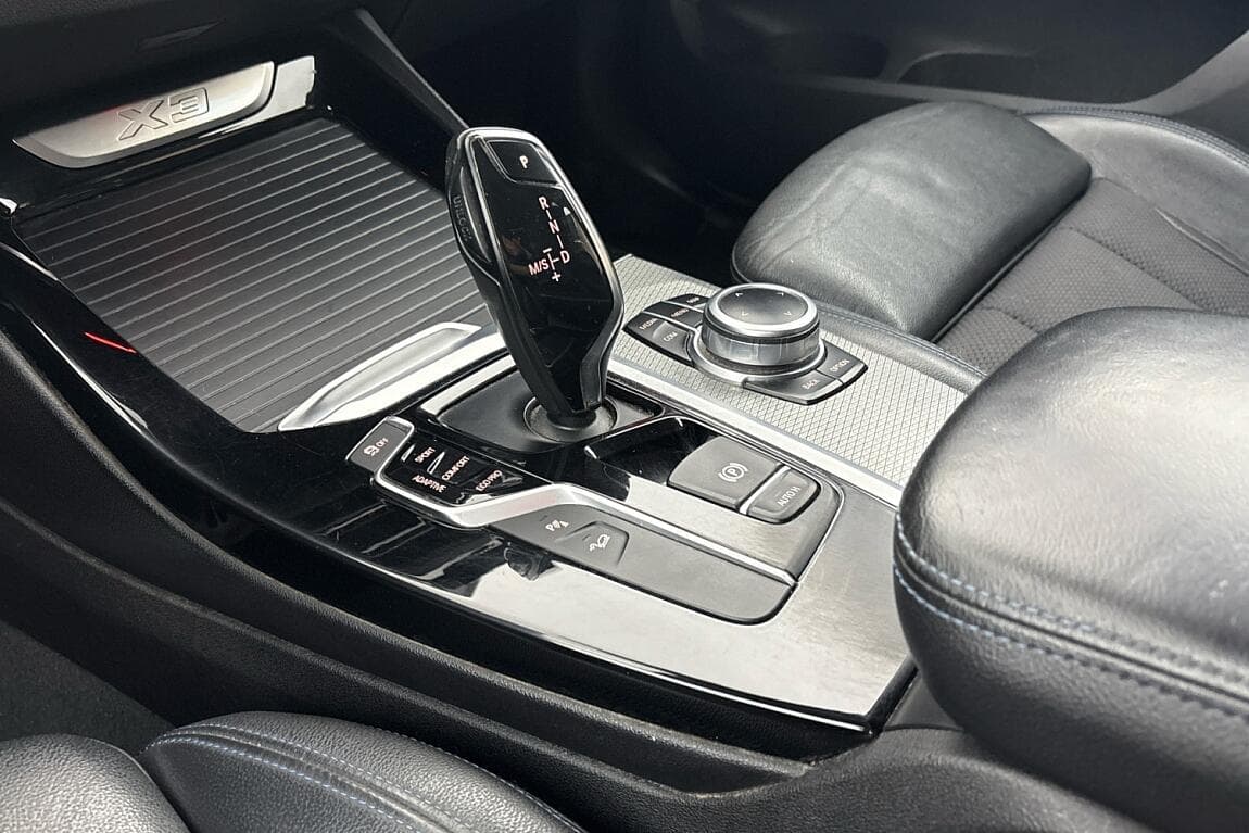 2019 BMW X3 - 11