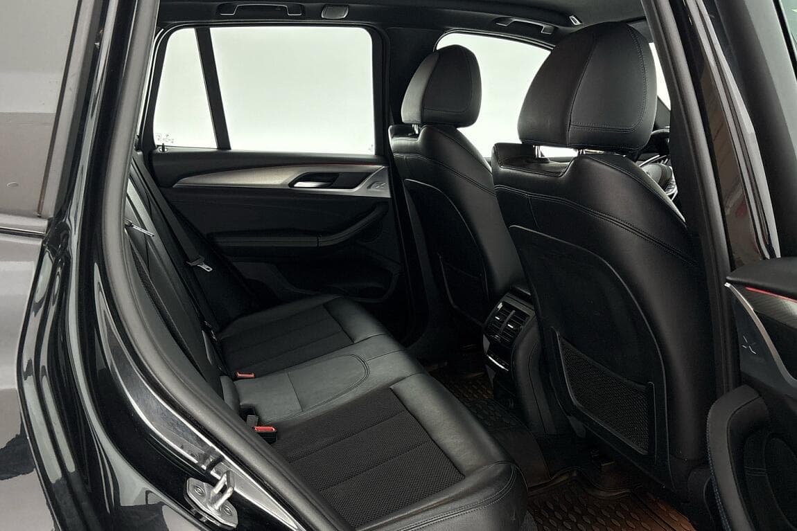 2019 BMW X3 - 12