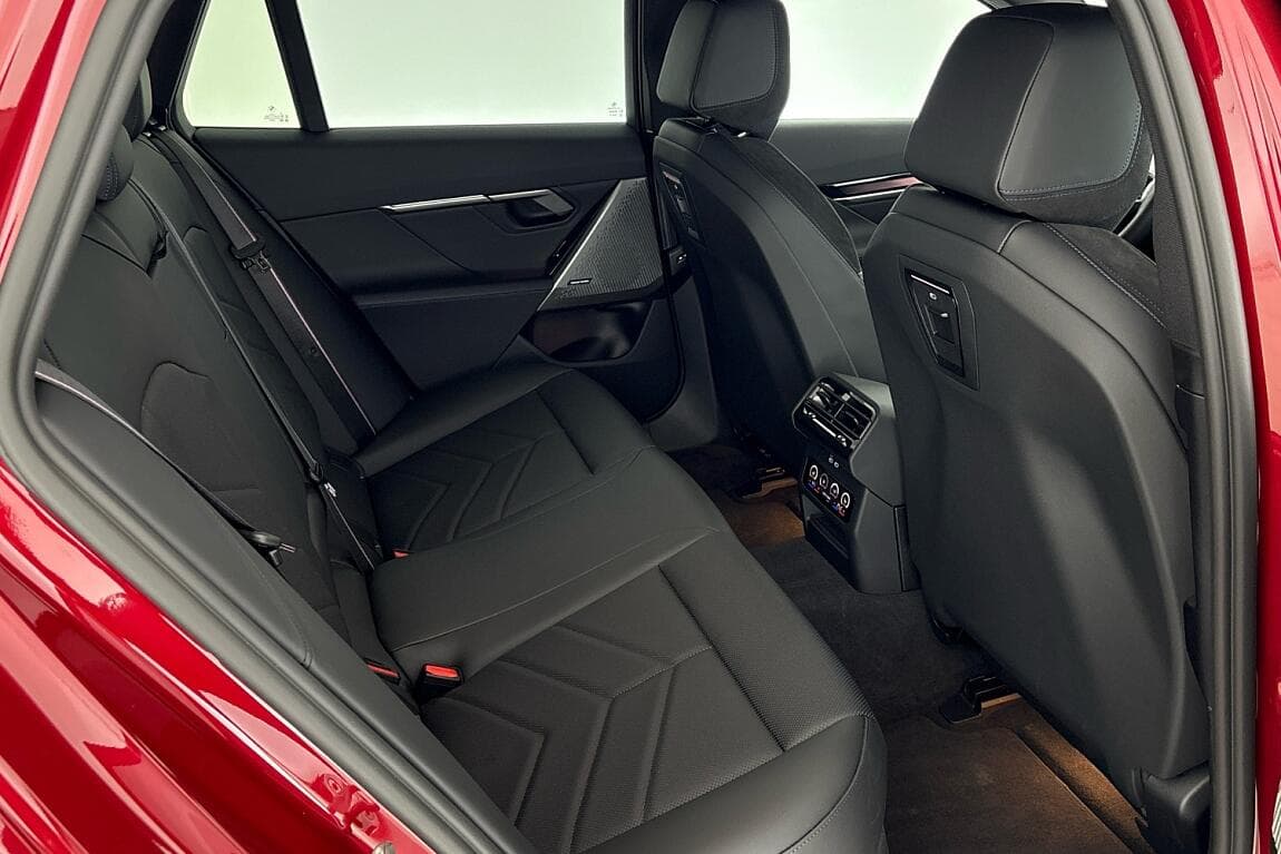 2025 BMW 5-SERIES - 12