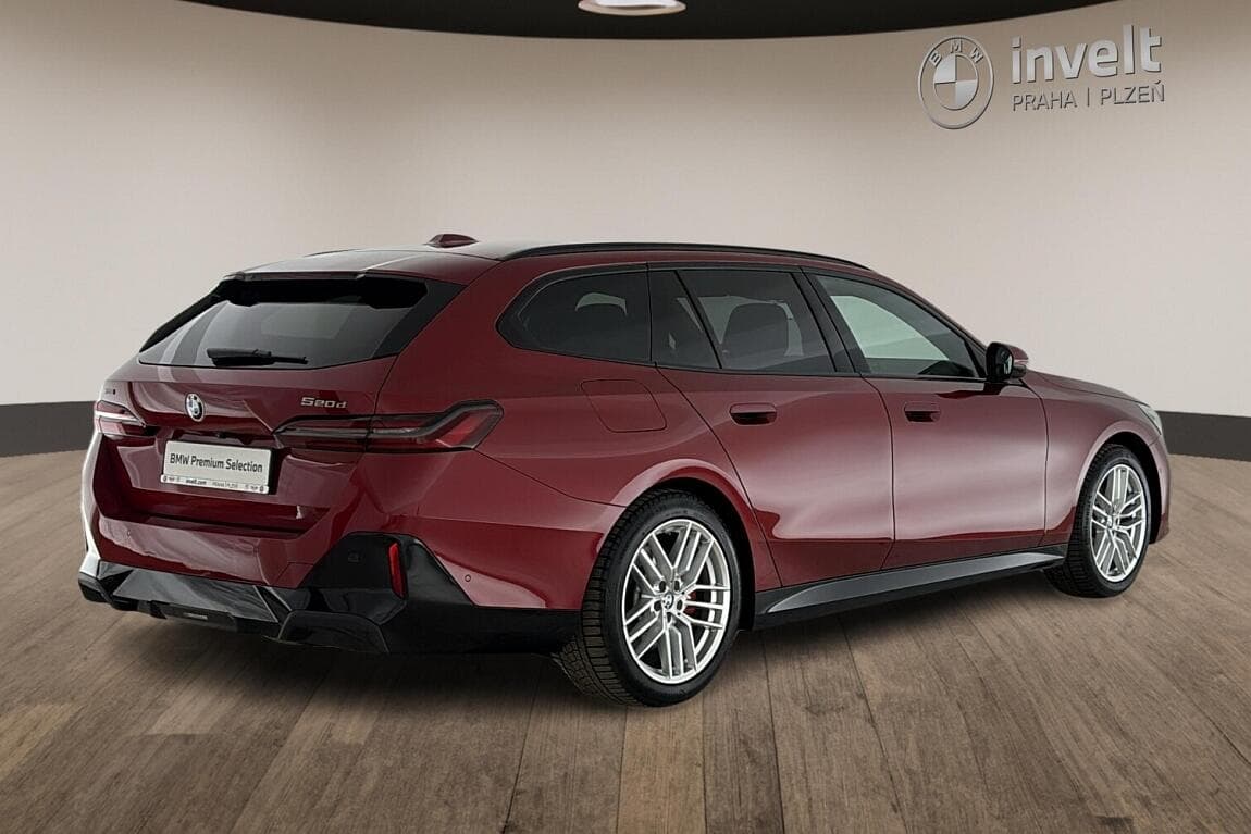 2025 BMW 5-SERIES - 3