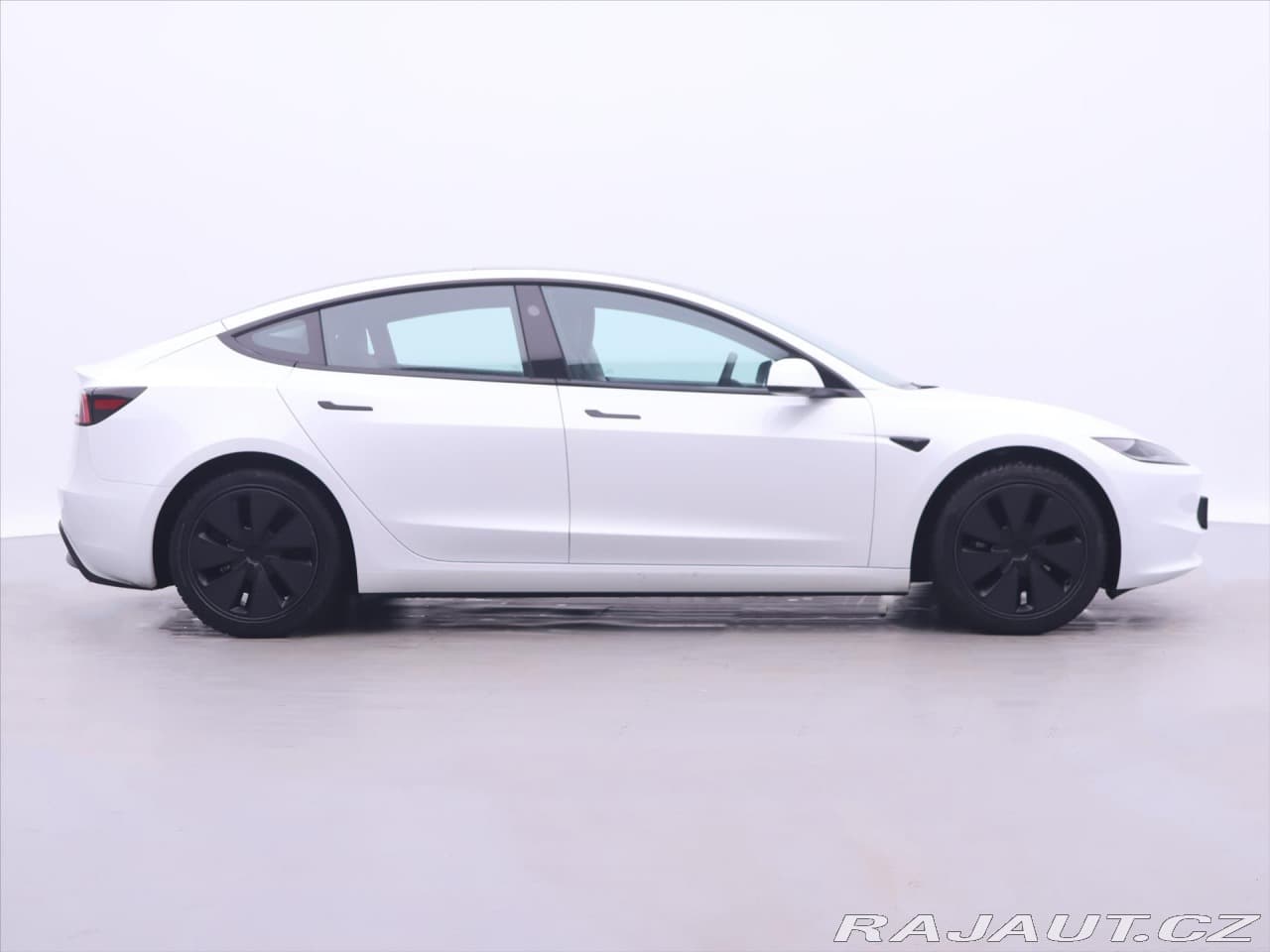 2023 Tesla MODEL 3 - 8