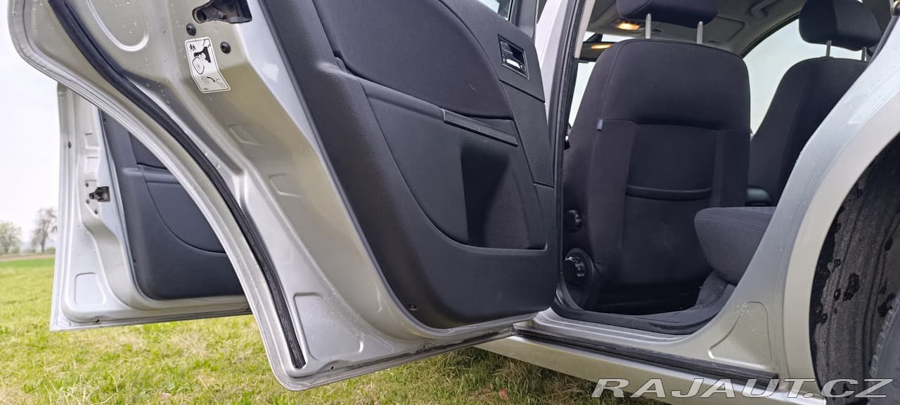 2006 Ford MONDEO - 16