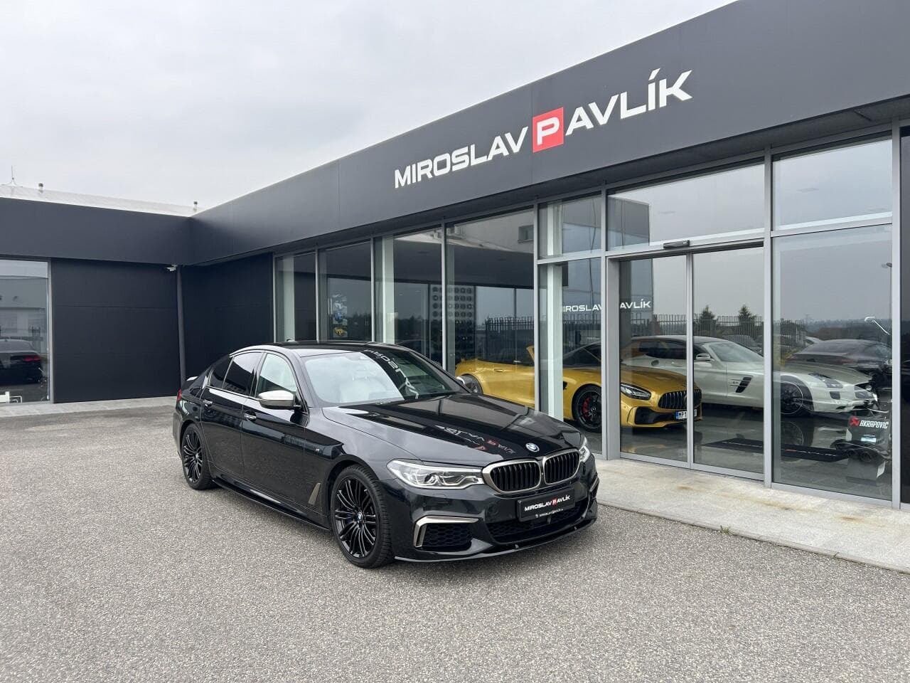 2017 BMW 5-SERIES