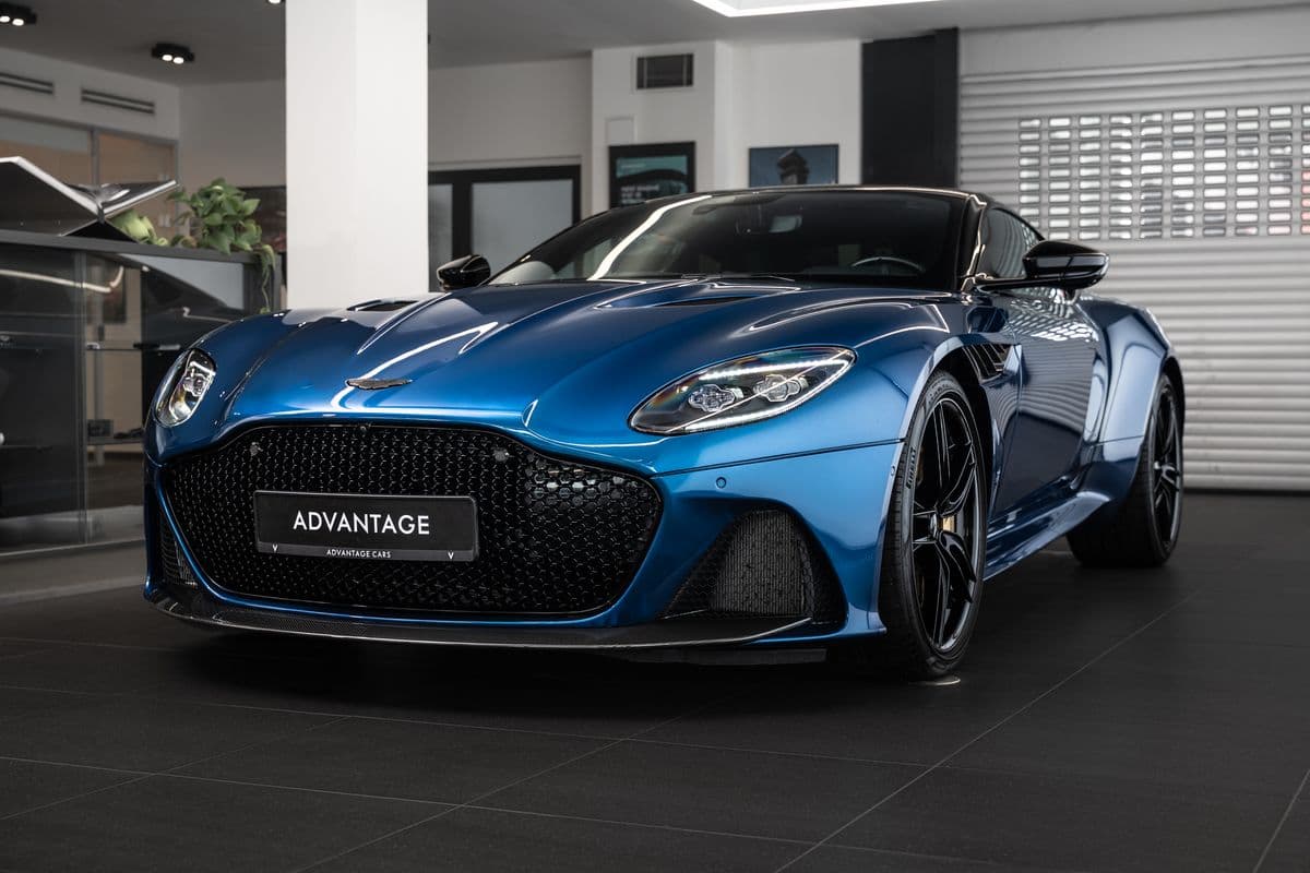 2023 Aston Martin DBS