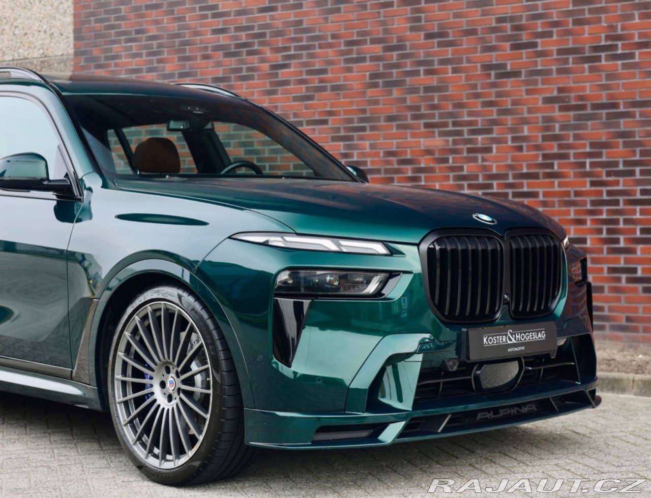 2023 BMW X7 - 15