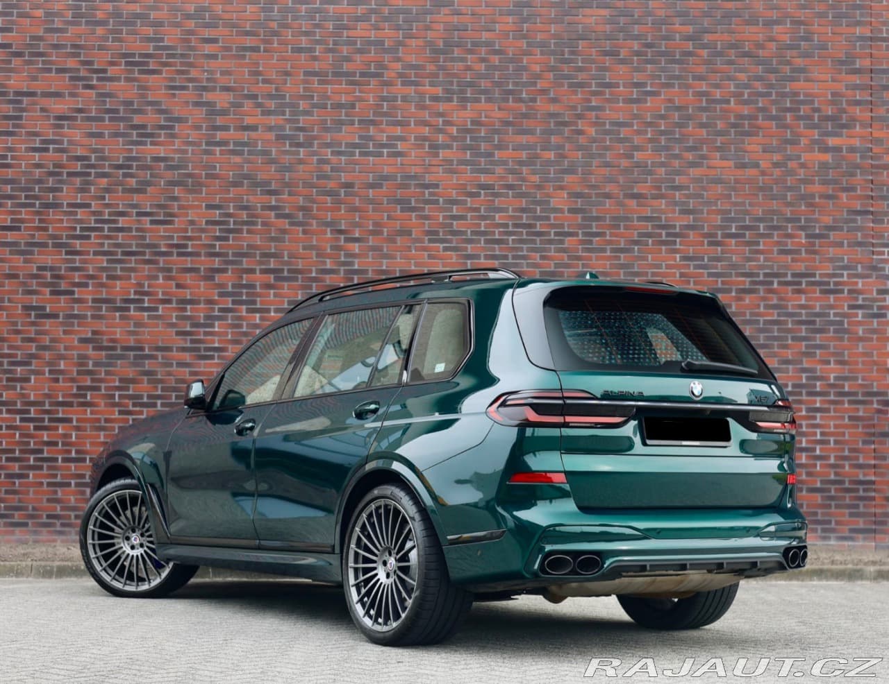 2023 BMW X7 - 2