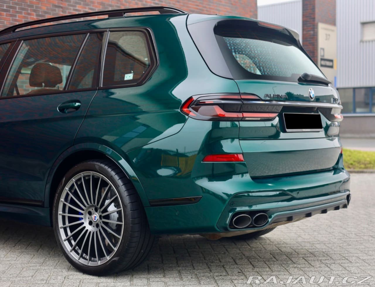 2023 BMW X7 - 7