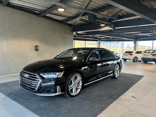 2020 Audi S8