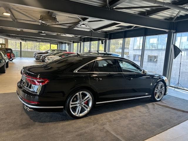 2020 Audi S8 - 8