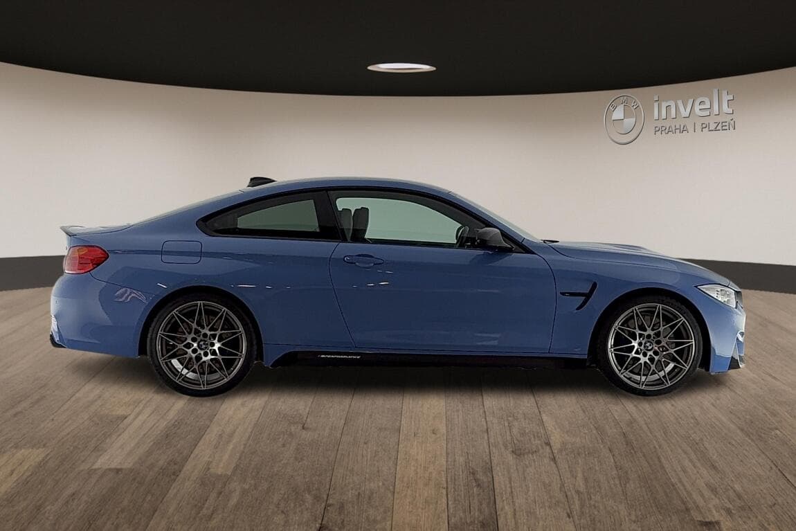 2016 BMW M4 - 2