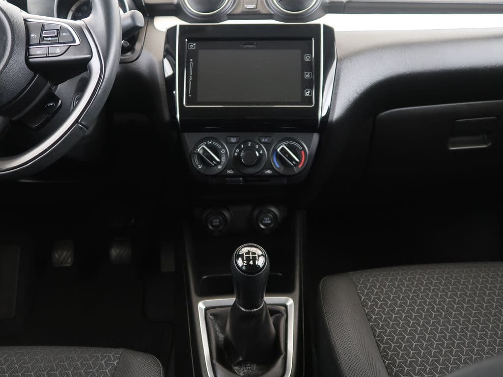 2023 Suzuki SWIFT - 16