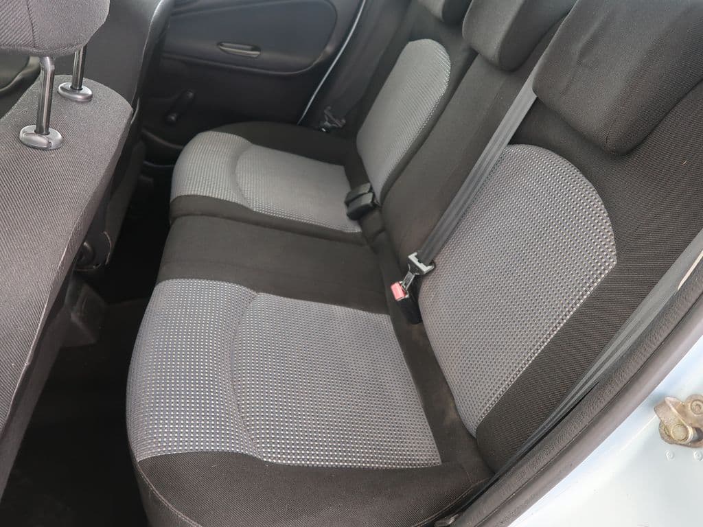 2004 Peugeot 206 - 10