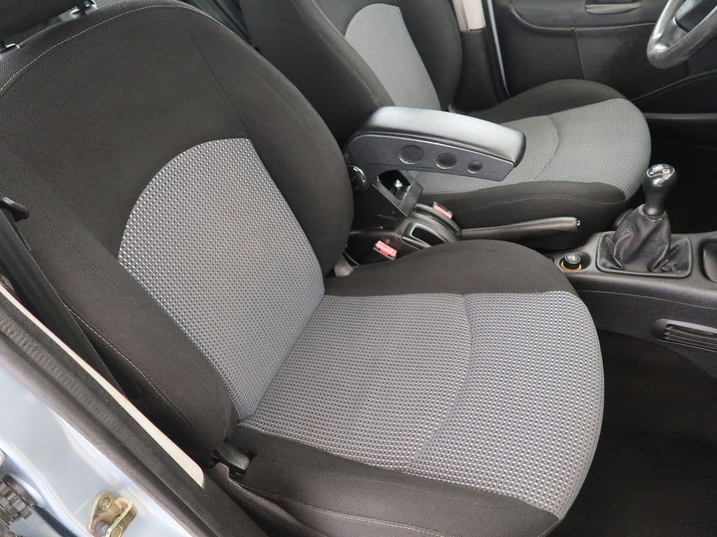 2004 Peugeot 206 - 13