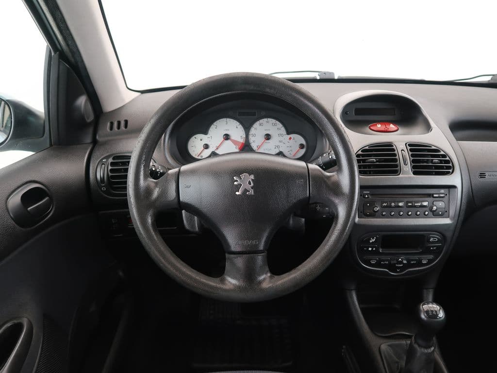 2004 Peugeot 206 - 15