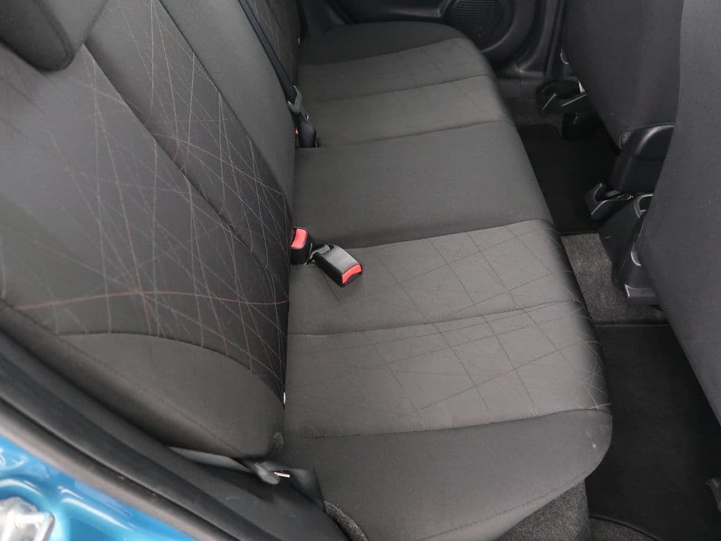 2012 Mazda 2 - 12