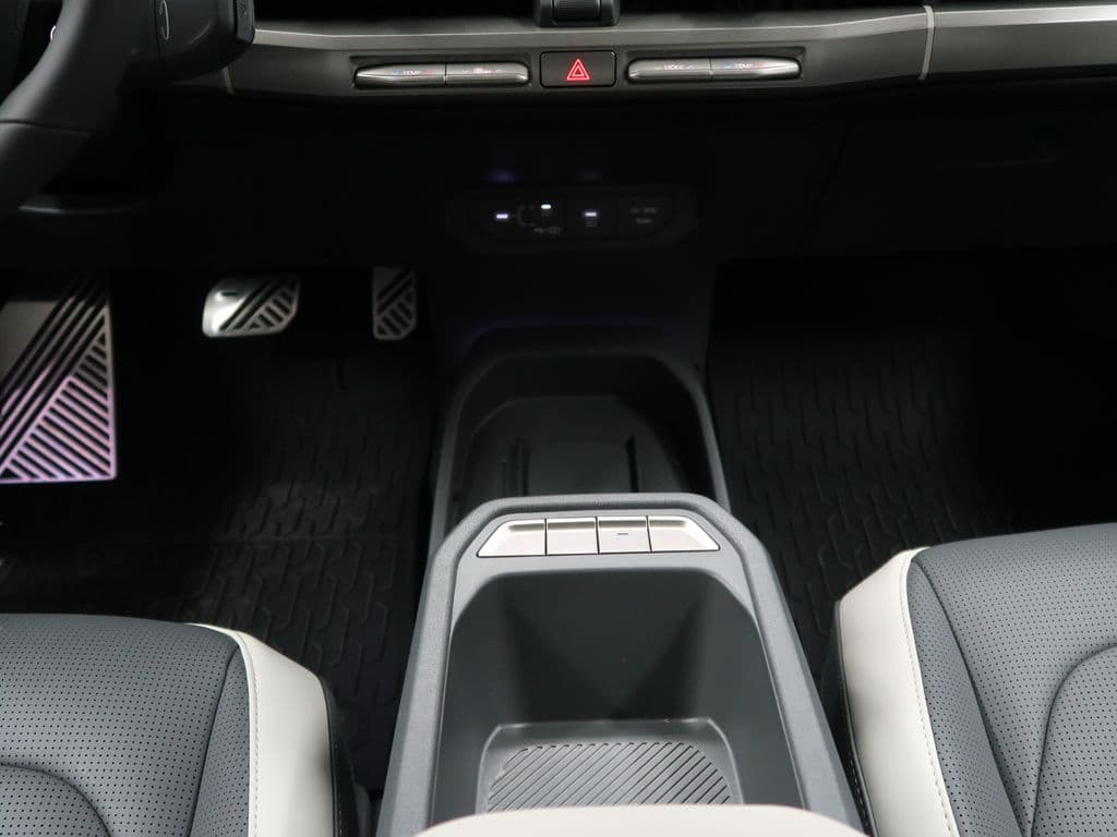 2026 Kia EV3 - 14