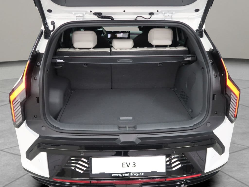 2026 Kia EV3 - 15