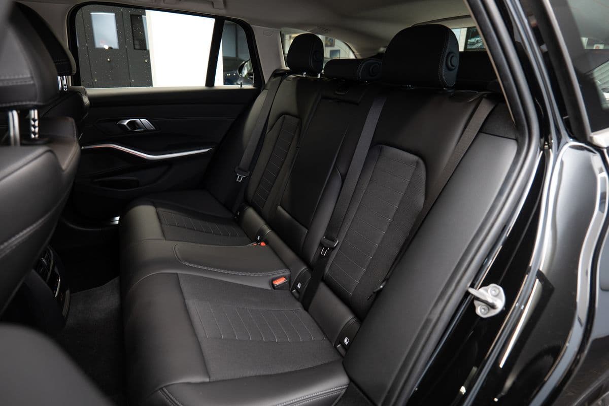 2022 BMW 3-SERIES - 10