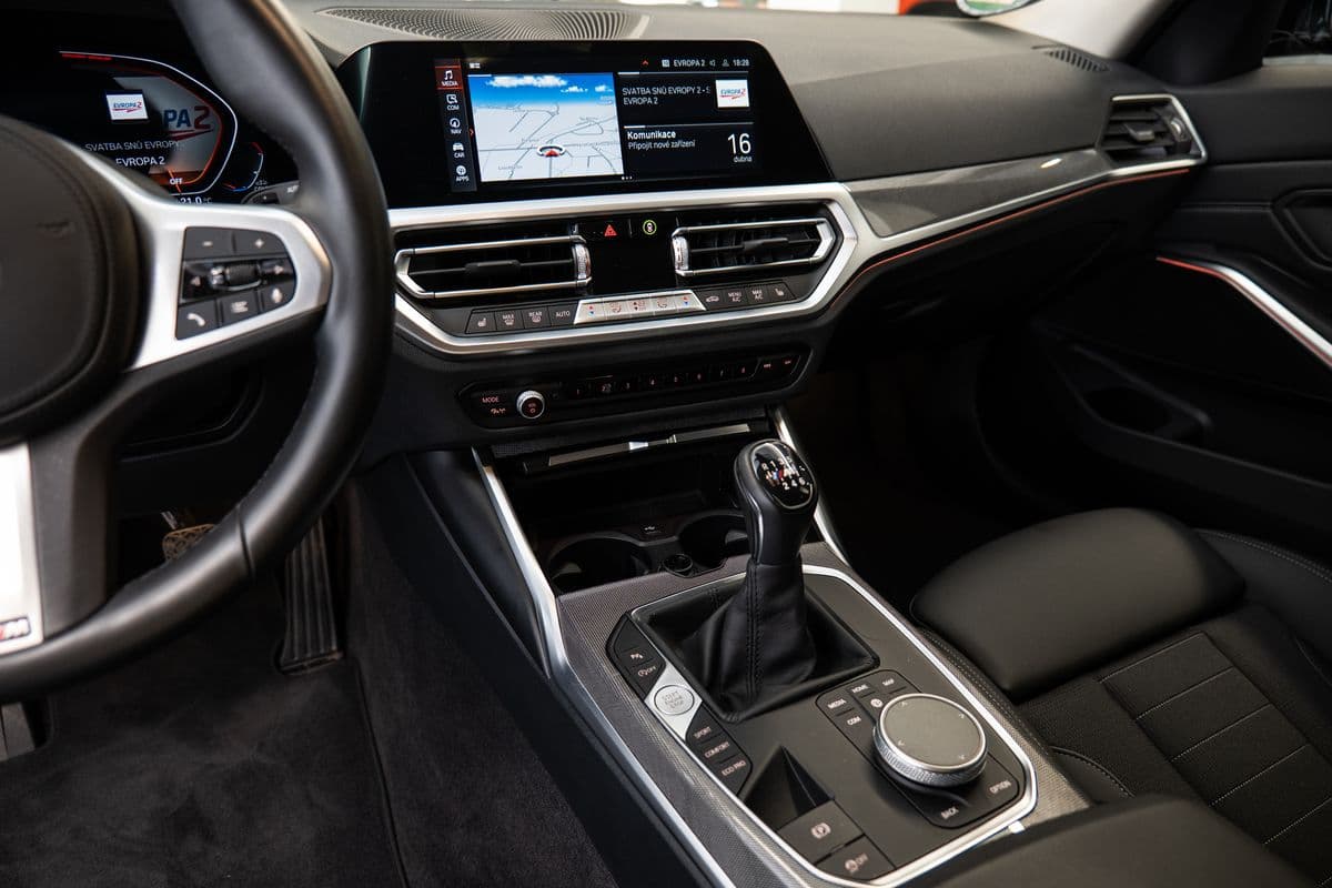 2022 BMW 3-SERIES - 12