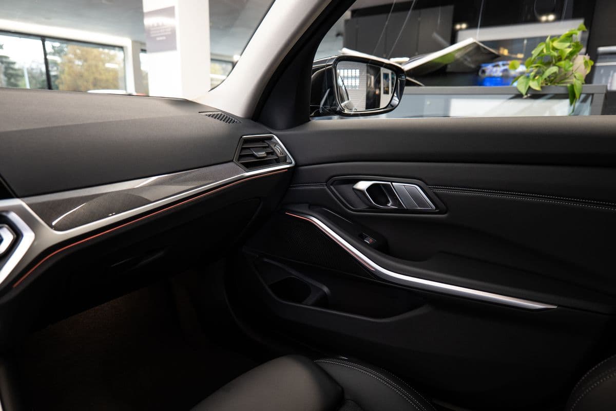 2022 BMW 3-SERIES - 16