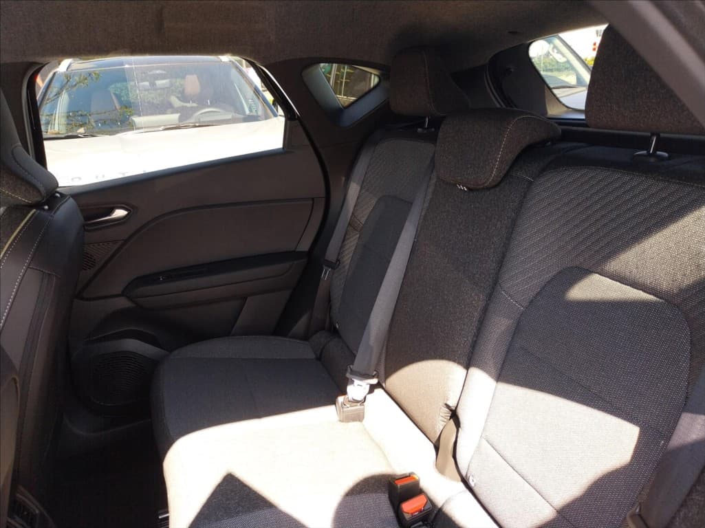2025 Mitsubishi ASX - 8