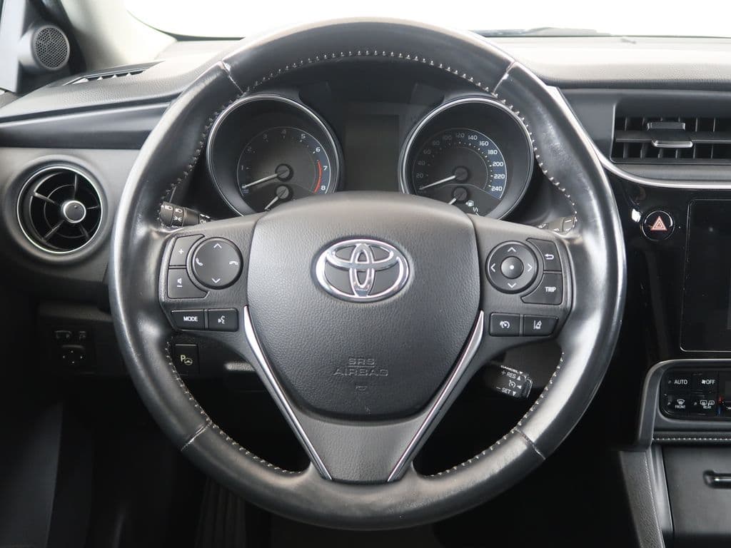 2018 Toyota AURIS - 14