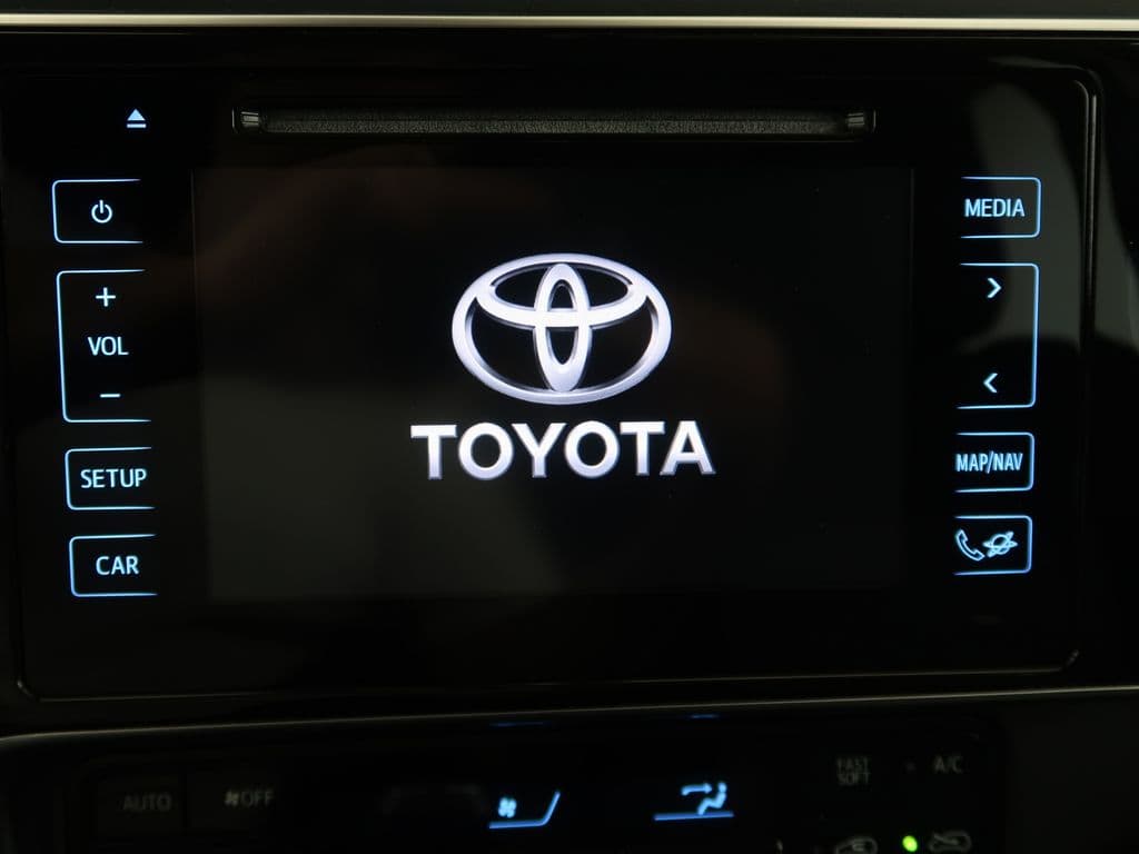 2018 Toyota AURIS - 16