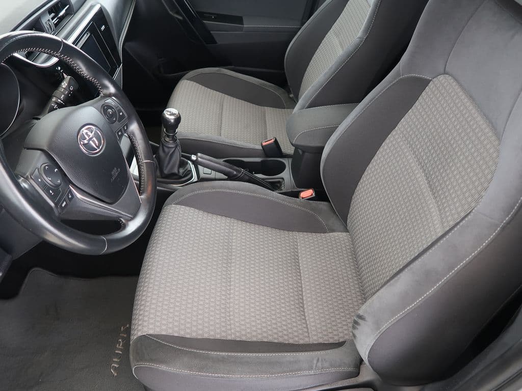2018 Toyota AURIS - 9
