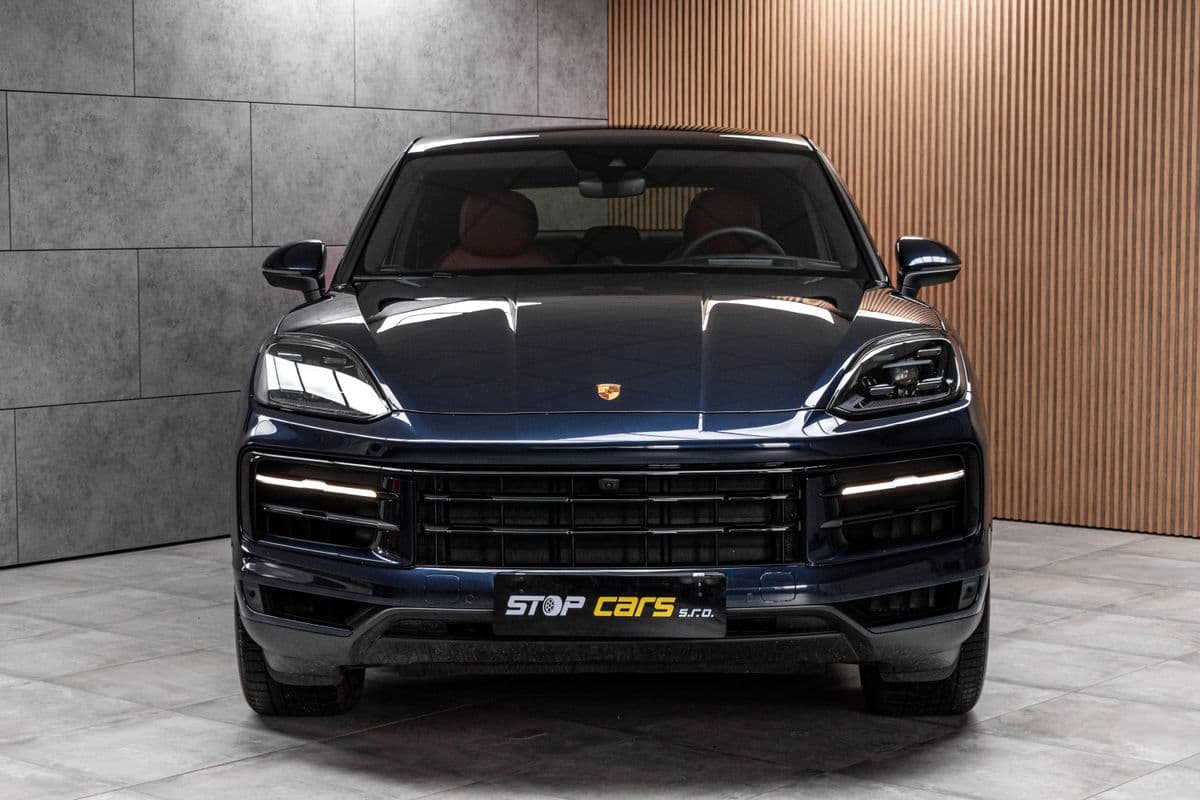 2025 Porsche CAYENNE - 2