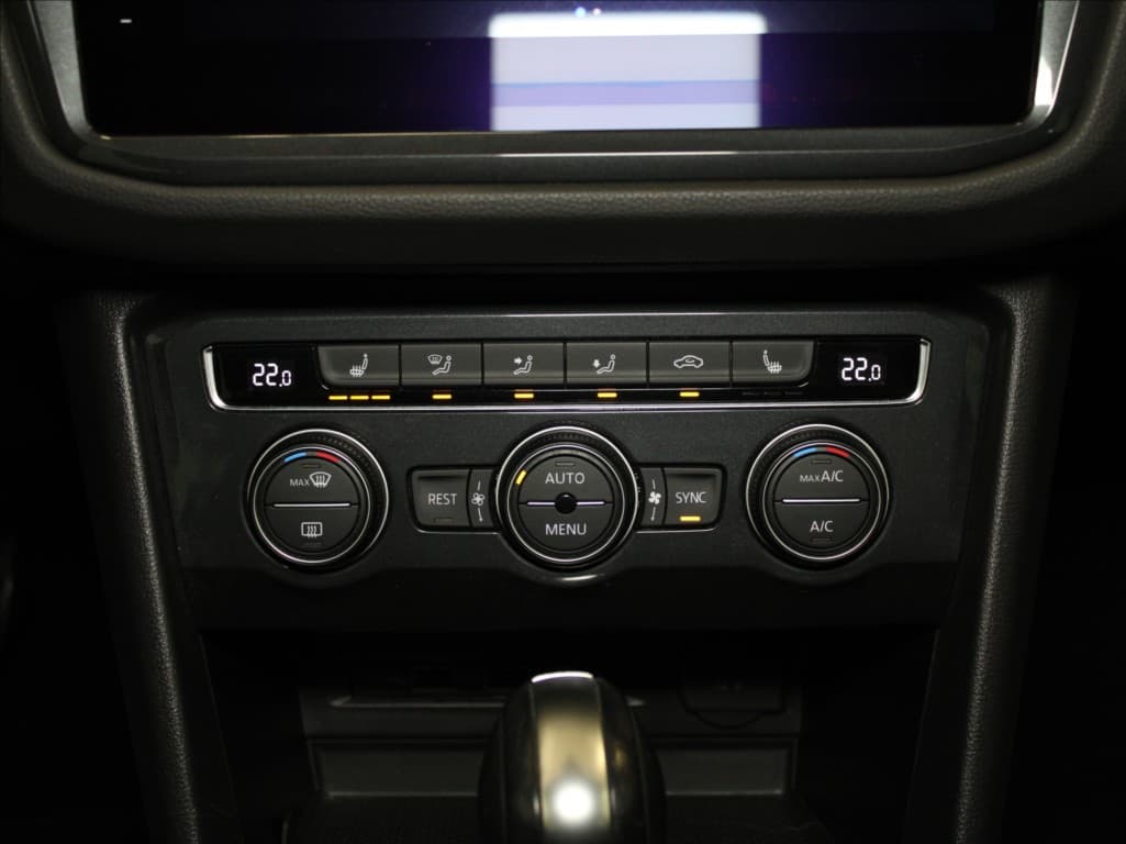 2020 Volkswagen TIGUAN - 20