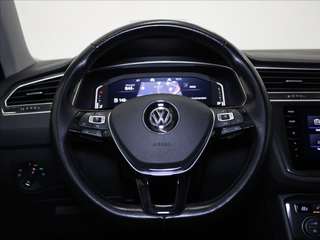2020 Volkswagen TIGUAN - 9